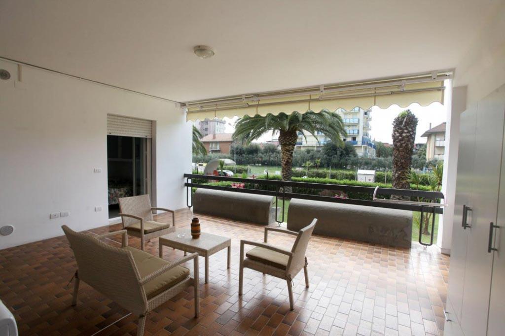 Hotel Bernard San Benedetto del Tronto Rum bild