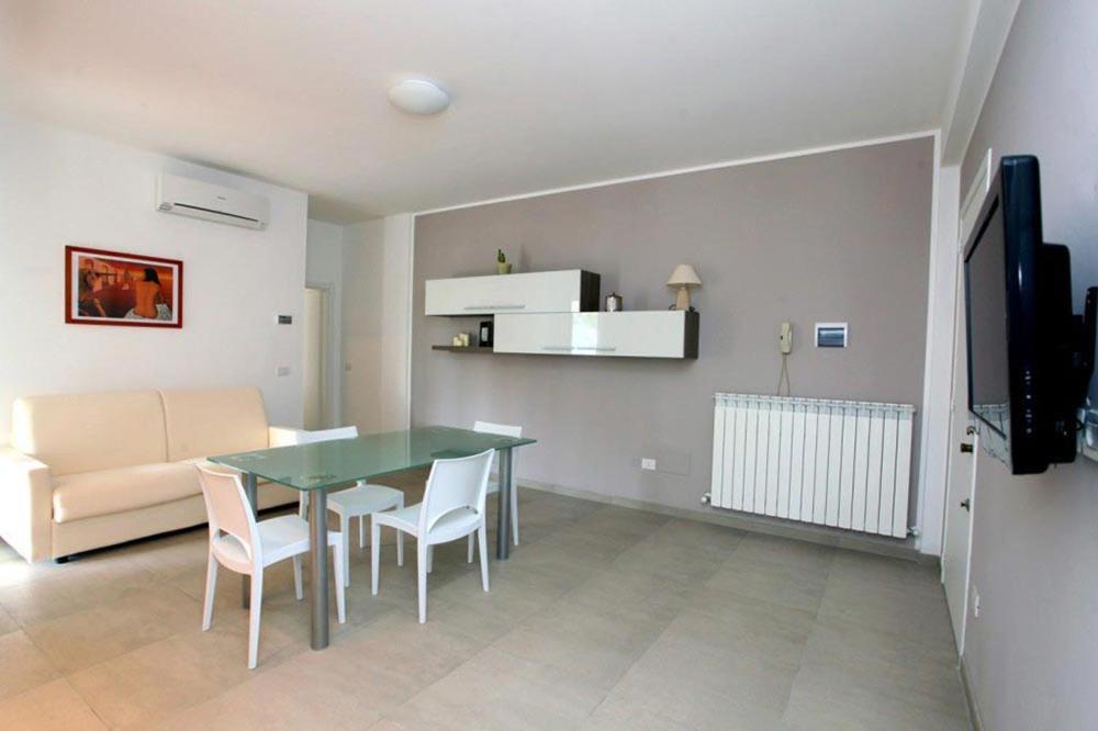 Hotel Bernard San Benedetto del Tronto Rum bild